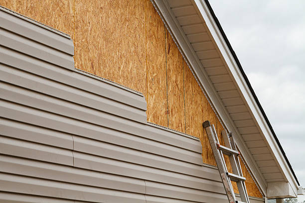 24/7 Emergency Siding Repair experts in Swansea, IL